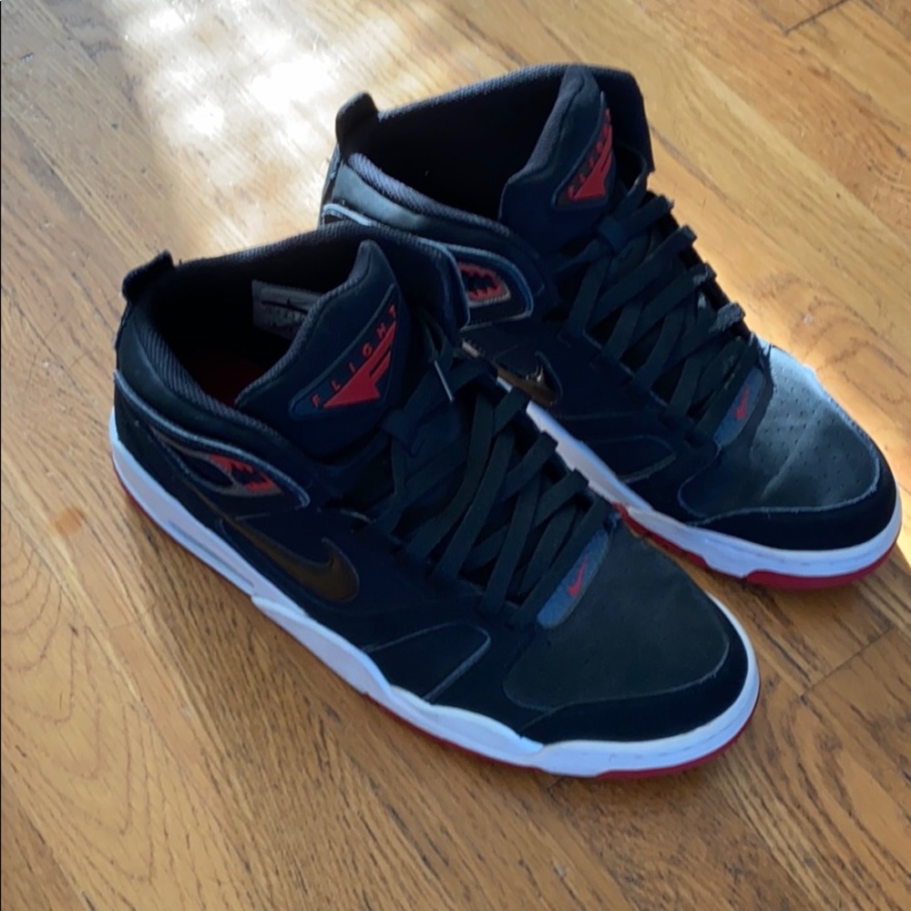 Nike air flights high top shoes